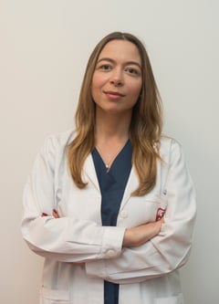 DRA. SARA OLIVEIRA